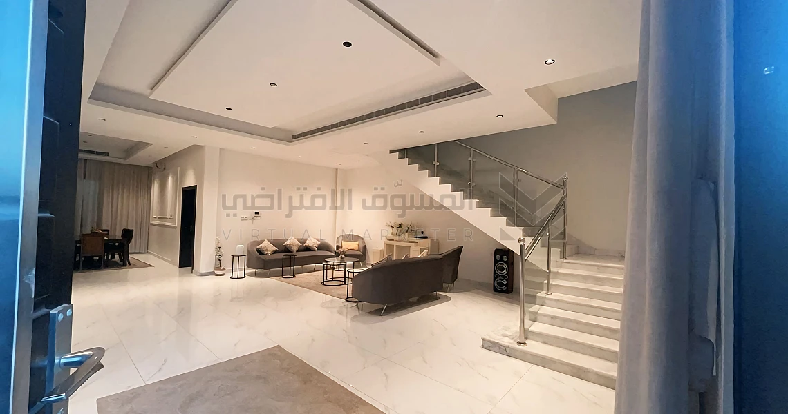 img-slider img-slider