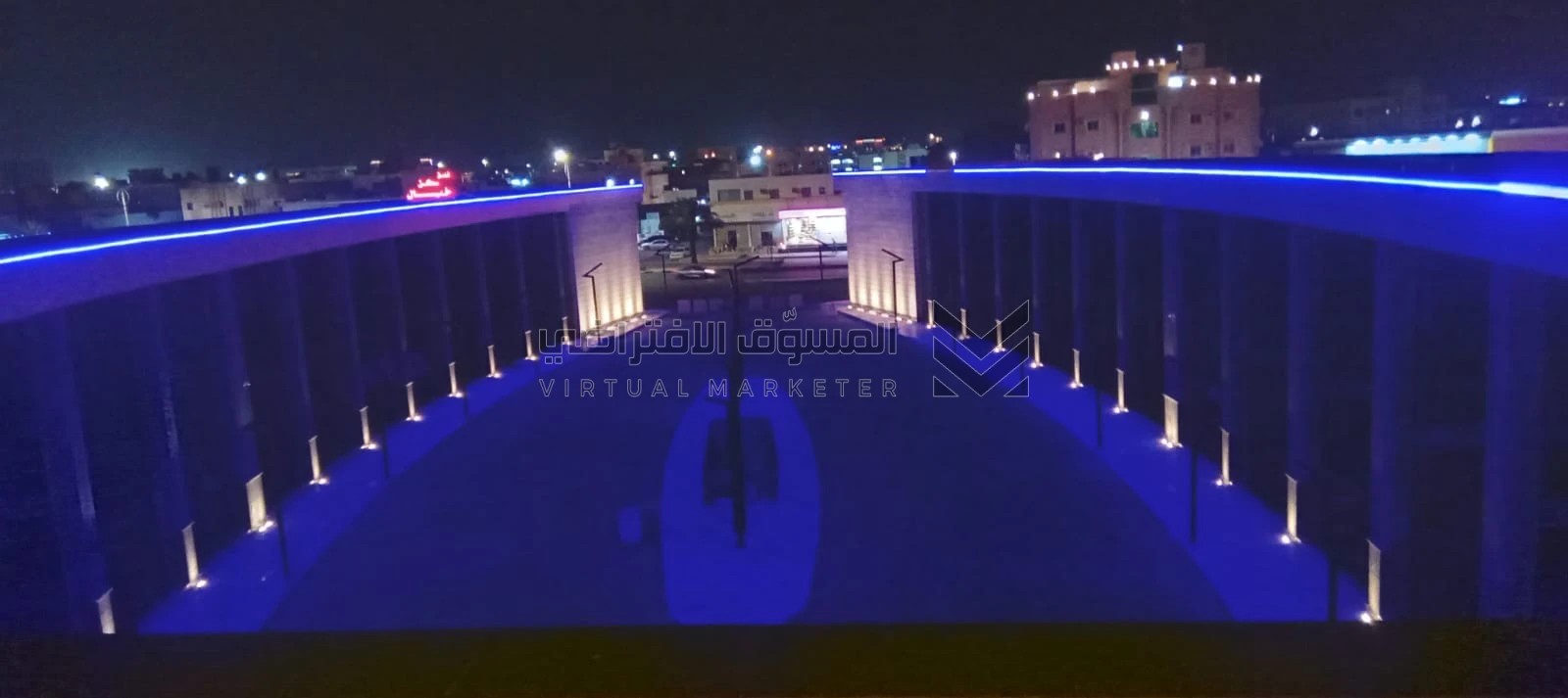 img-slider img-slider