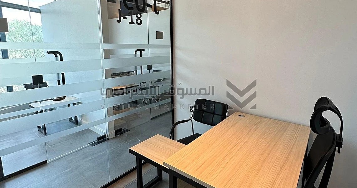 img-slider img-slider