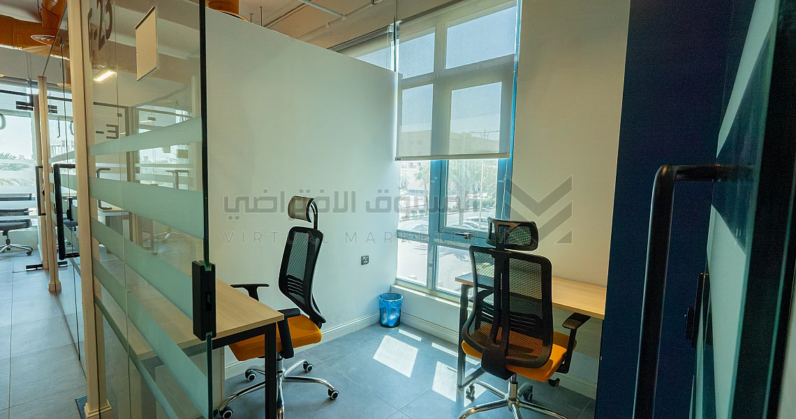 img-slider img-slider