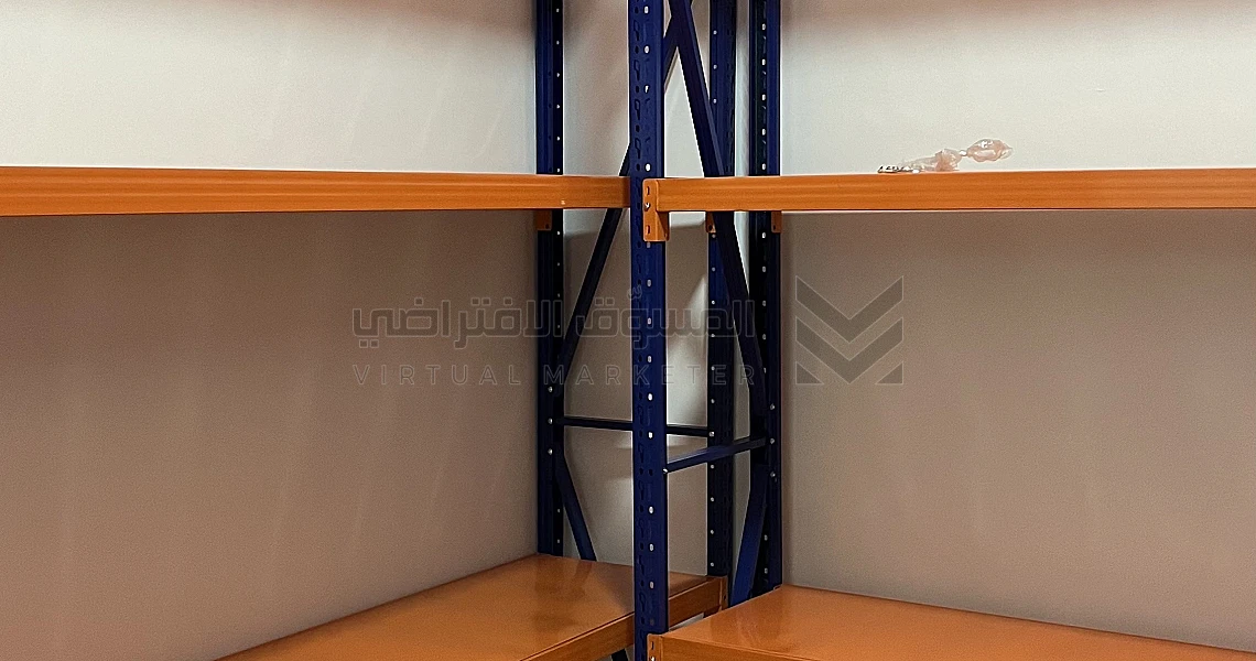img-slider img-slider