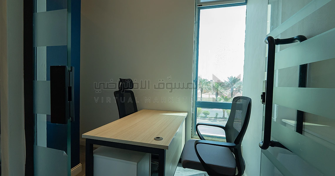 img-slider img-slider