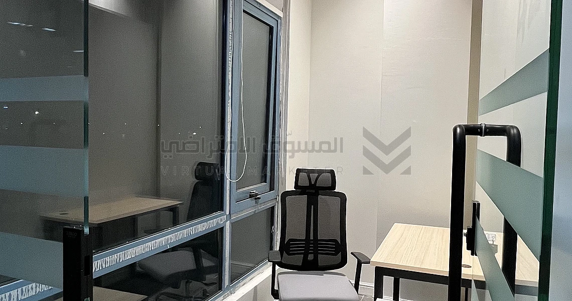 img-slider img-slider