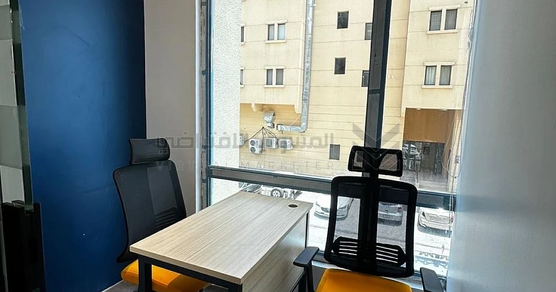 img-slider img-slider