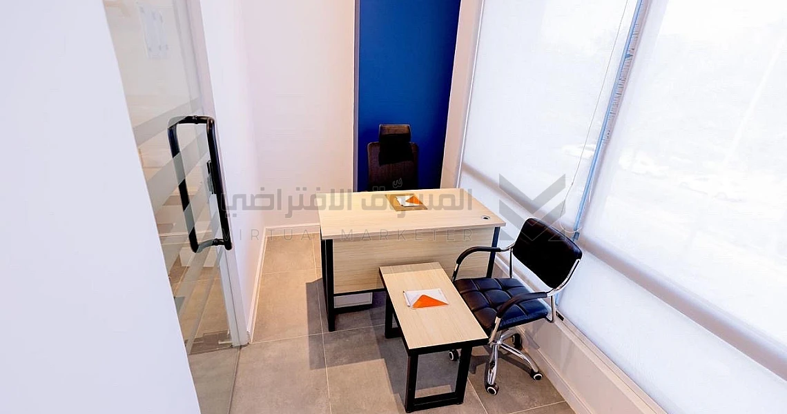 img-slider img-slider