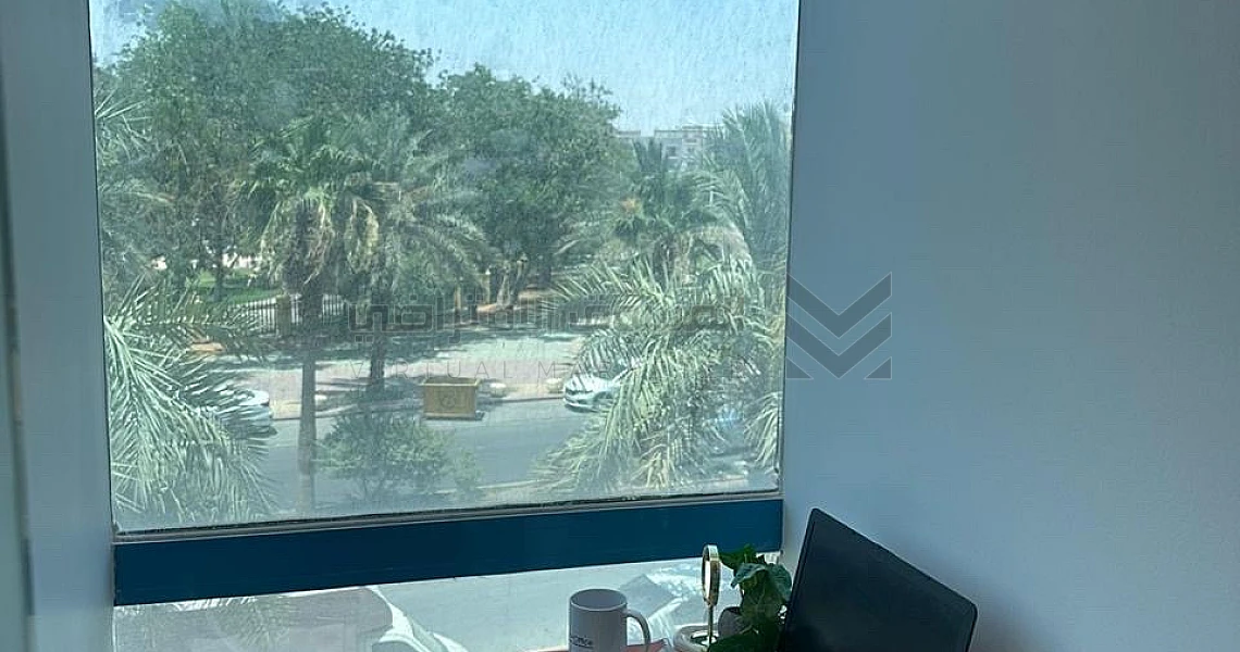 img-slider img-slider