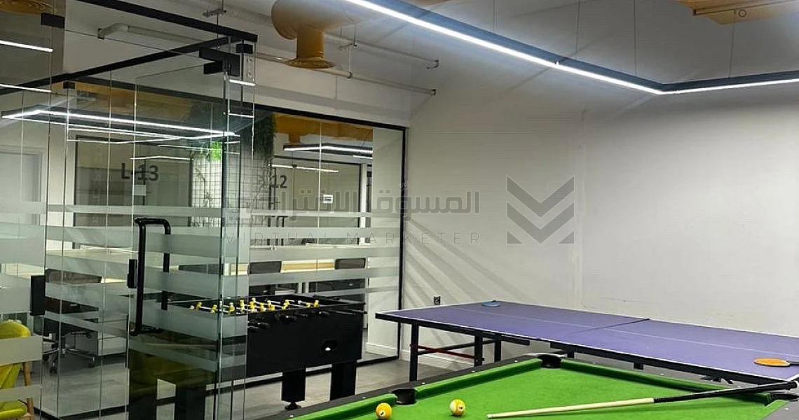 img-slider img-slider