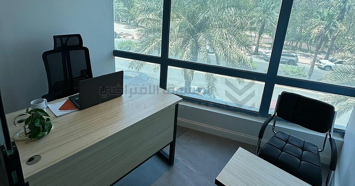 img-slider img-slider