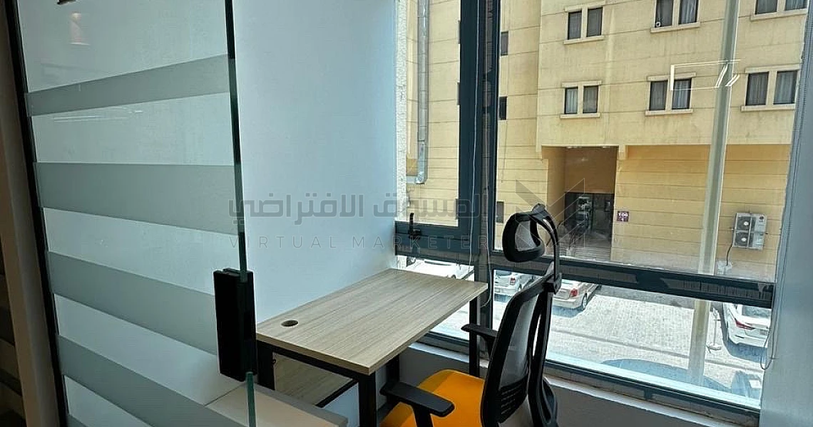 img-slider img-slider