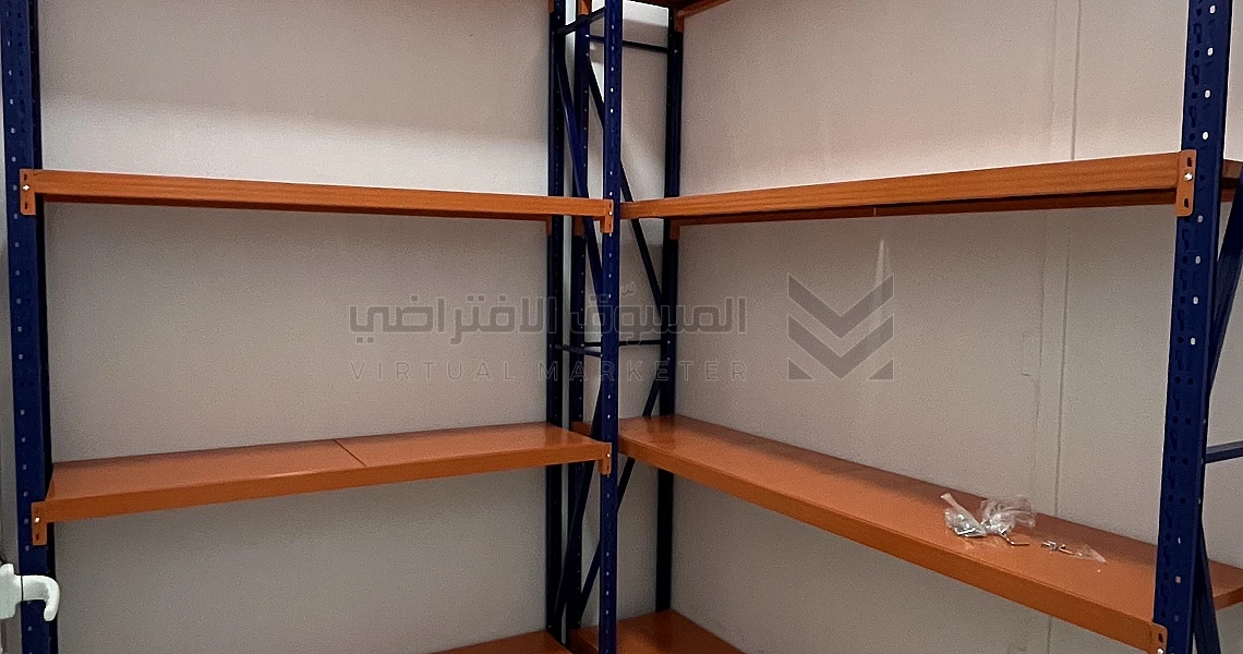 img-slider img-slider