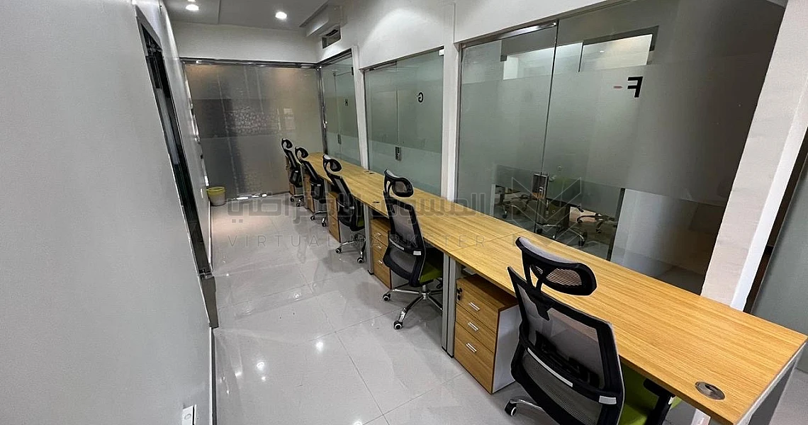 img-slider img-slider