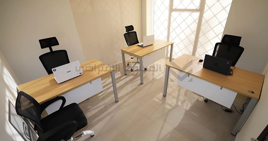 img-slider img-slider