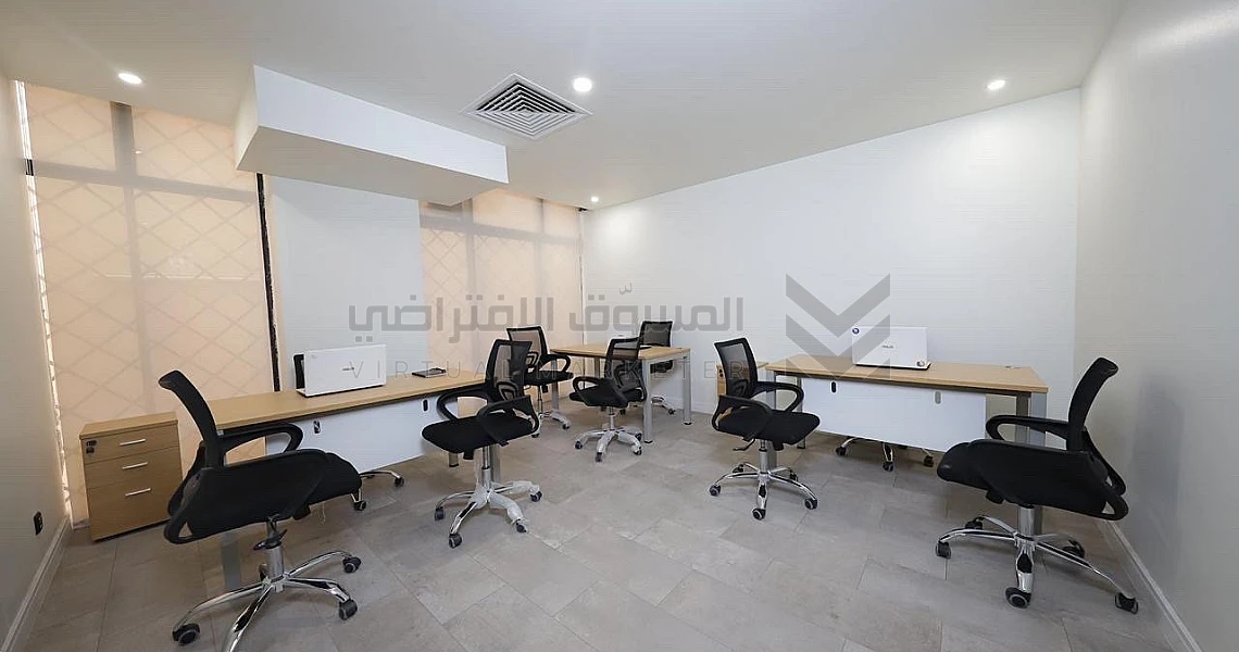 img-slider img-slider