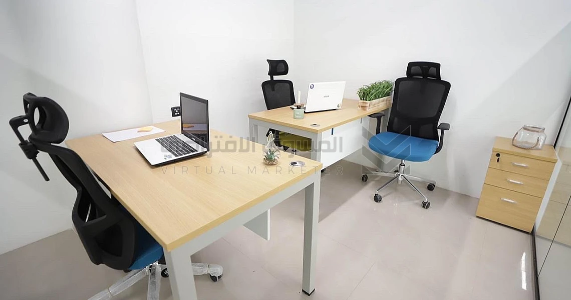 img-slider img-slider