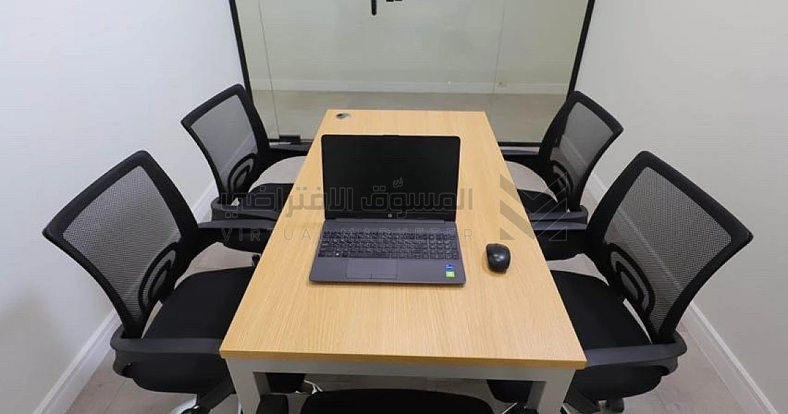 img-slider img-slider