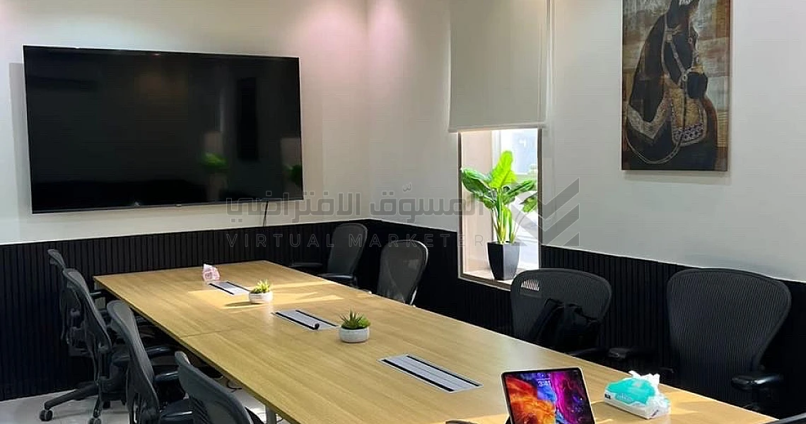 img-slider img-slider