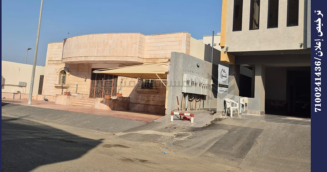 img-slider img-slider