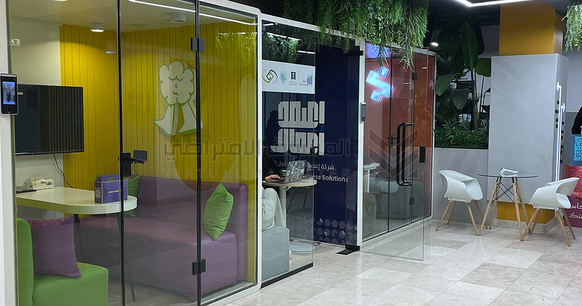 img-slider img-slider