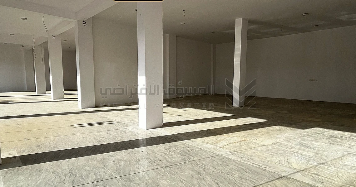 img-slider img-slider