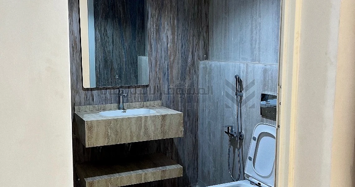 img-slider img-slider