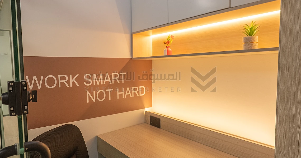 img-slider img-slider