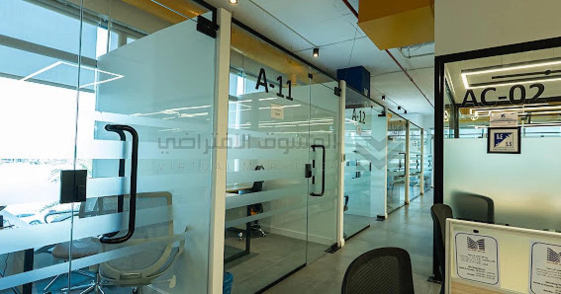 img-slider img-slider