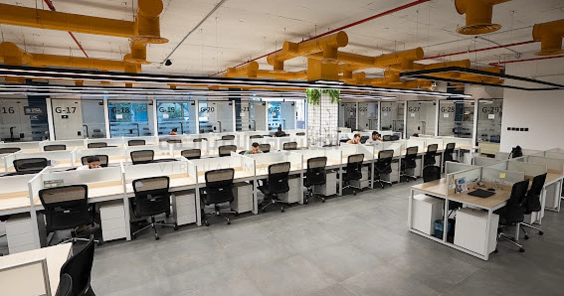 img-slider img-slider