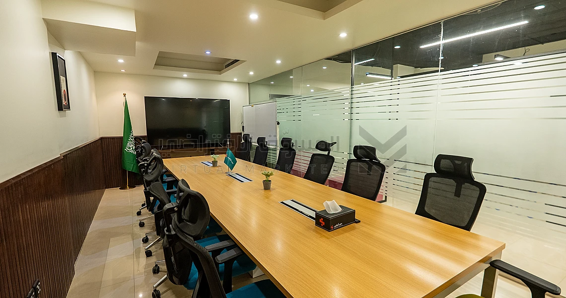 img-slider img-slider