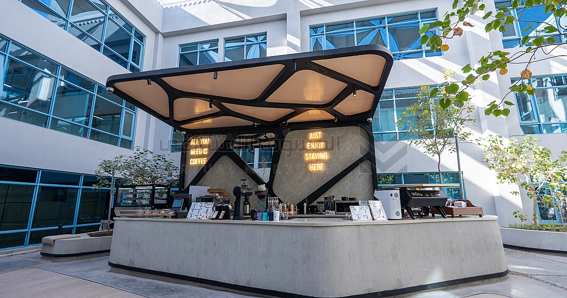 img-slider img-slider