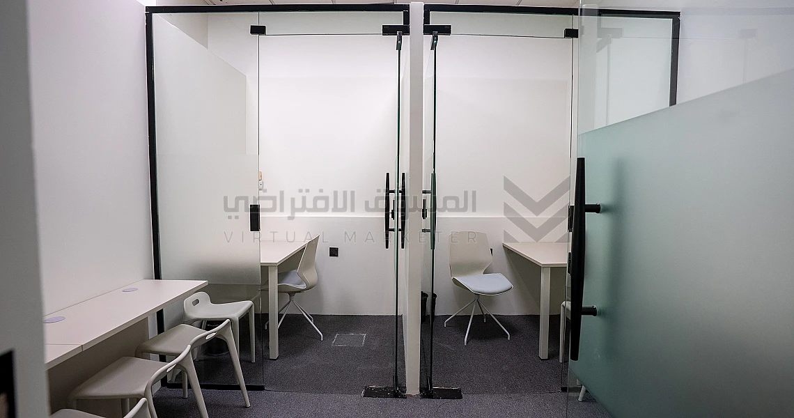 img-slider img-slider