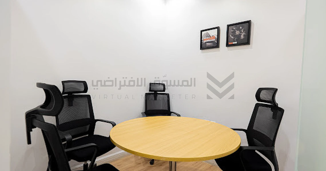 img-slider img-slider