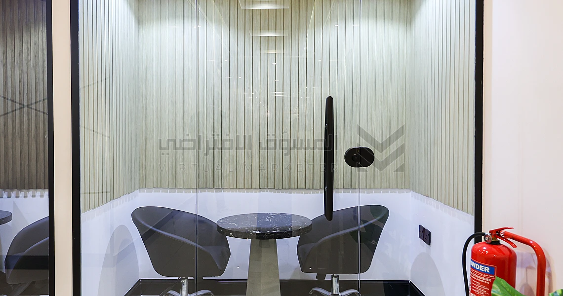 img-slider img-slider