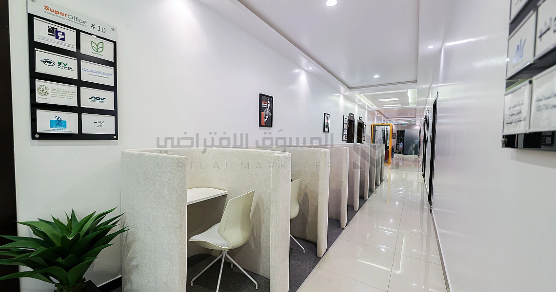 img-slider img-slider