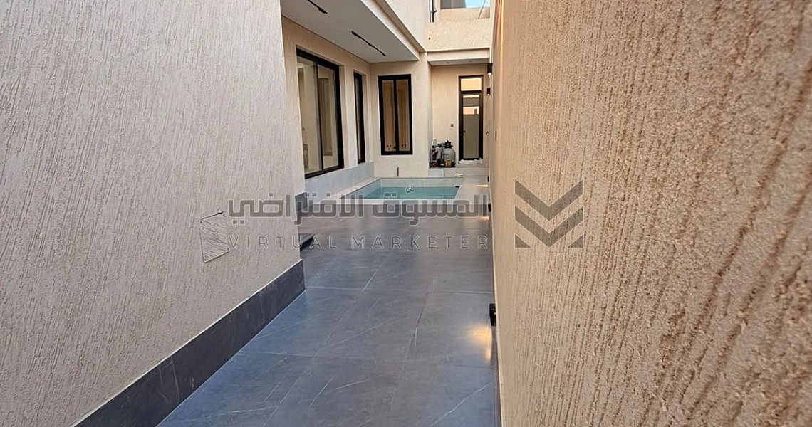 img-slider img-slider