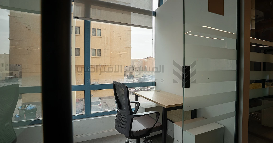 img-slider img-slider