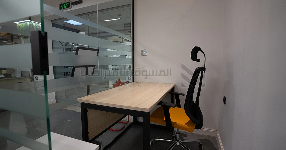 img-slider img-slider