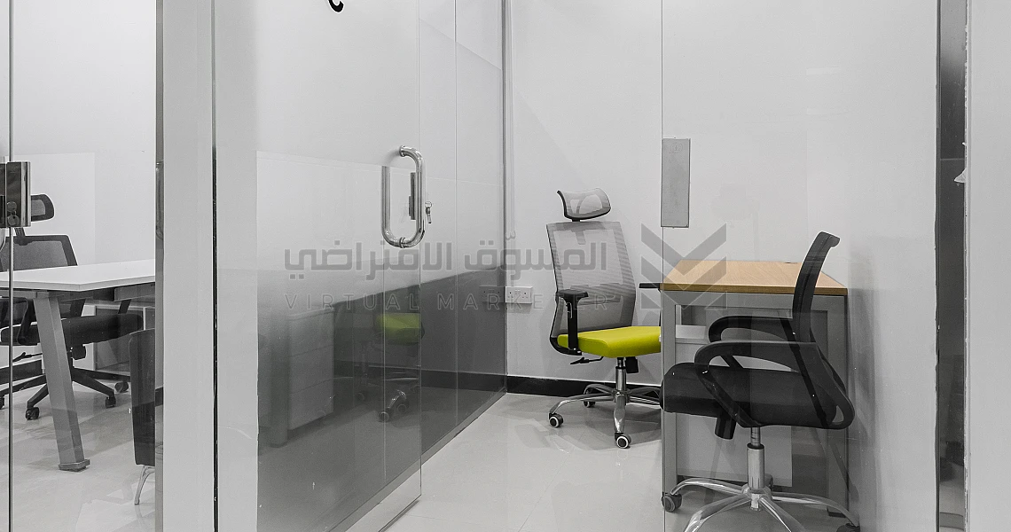img-slider img-slider